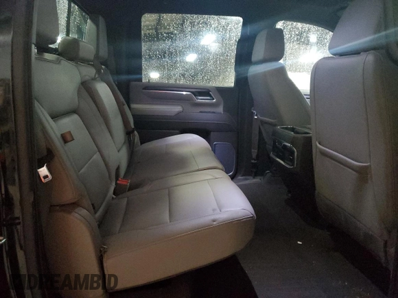 2024 GMC Sierra 3500HD SLT z VIN 1GT49UEY5RF126720, wystawiony jako Copart lot #80645694 z przebiegiem 35 573 mil mil oraz Szkoda całkowita • Salvage title. Historia ofert i sprzedaży dostępna na DreamBid. Obrazek 10.