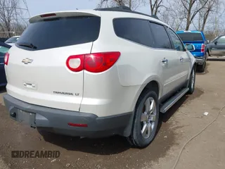 2012 Chevrolet Traverse 1LT with VIN 1GNKRGED6CJ323848, listed as a IAAI auction lot 41833202 with 204,926 mi miles and . Bid and sale history available at DreamBid. Image 4.