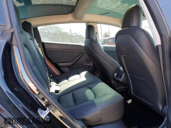 2022 Tesla Model 3 Performance with VIN 5YJ3E1EC8NF353747, listed as a Copart auction lot 45716805 with 13,971 mi miles and Salvage Title. Bid and sale history available at DreamBid. Image 11.