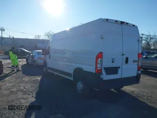 2017 Ram ProMaster Cargo with VIN 3C6TRVDGXHE505951, listed as a IAAI auction lot 41214244 with 285,962 mi miles. Bid and sale history available at carsss.com. Image 3.