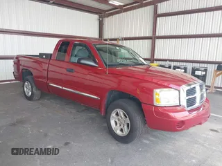 2007 Dodge Dakota SLT with VIN 1D7HE42K27S159777, listed as a IAAI auction lot 42594172 with 143,306 mi miles and . Bid and sale history available at DreamBid. Image 1.