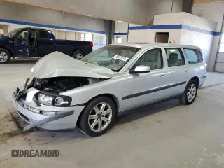2004 Volvo V70 with VIN YV1SW59VX42427080, listed as a Copart auction lot 48923415 with 180,212 mi miles and Salvage Title. Bid and sale history available at carsss.com. Image 1.