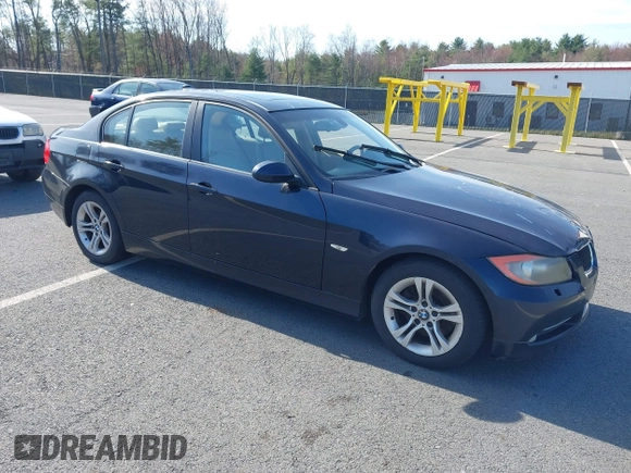 2008 BMW 3 Series 328xi with VIN WBAVC735X8KX92684, listed as a IAAI auction lot 42108049 with 275,323 mi miles. Bid and sale history available at carsss.com. Image 1.