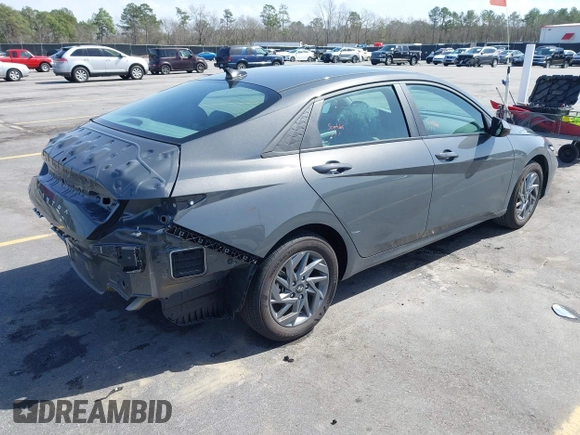 2024 Hyundai Elantra SEL with VIN KMHLM4DGXRU740964, listed as a IAAI auction lot 41698555 with 9,467 mi miles. Bid and sale history available at carsss.com. Image 4.