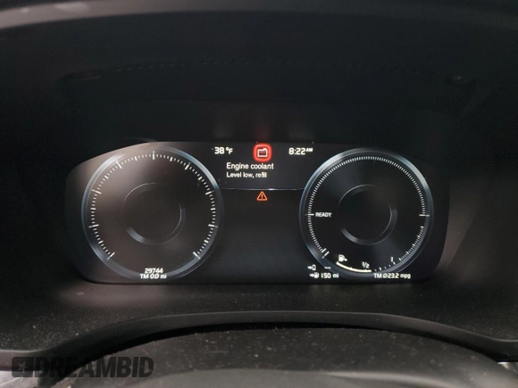 2019 Volvo S60 R-Design with VIN 7JRBR0FM3KG017556, listed as a Copart auction lot 40569944 with 29,744 mi miles. Bid and sale history available at carsss.com. Image 9.