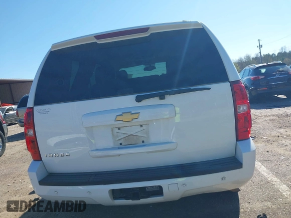 2013 Chevrolet Tahoe LT with VIN 1GNSCBE07DR256584, listed as a IAAI auction lot 39068684 with 139,897 mi miles and . Bid and sale history available at DreamBid. Image 17.