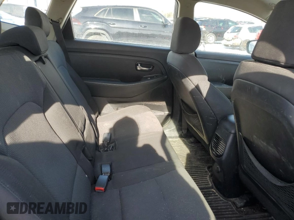 2014 Kia Rondo LX with VIN KNAHT8A33E7041297, listed as a Copart auction lot 42232715 with 230,841 mi miles and Clean Title. Bid and sale history available at carsss.com. Image 10.