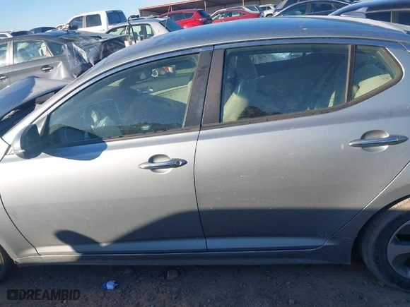 2014 Kia Optima Hybrid LX with VIN KNAGM4AD1E5072165, listed as a IAAI auction lot 41340575 with NaN miles. Bid and sale history available at carsss.com. Image 14.
