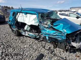 2021 Jeep Renegade Sport with VIN ZACNJCABXMPM22102, listed as a Copart auction lot 48037905 with Not provided miles and Salvage title. Bid and sale history available at DreamBid. Image 4.