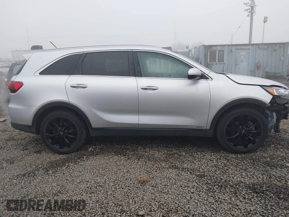 2020 Kia Sorento EX V6 with VIN 5XYPHDA50LG645531, listed as a IAAI auction lot 40678673 with 84,427 mi miles. Bid and sale history available at carsss.com. Image 14.