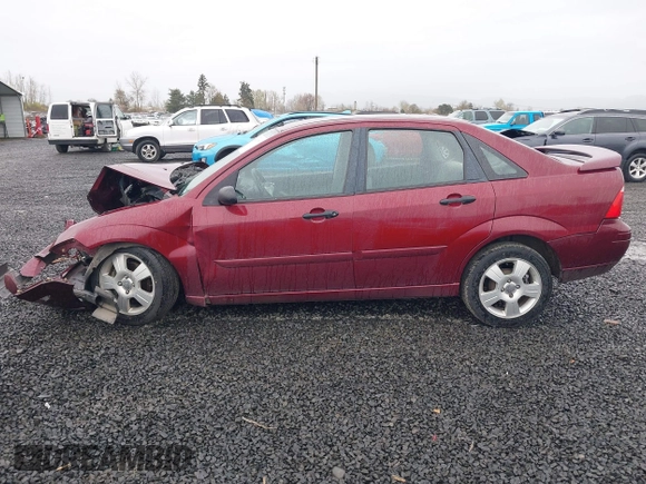 2007 Ford Focus S with VIN 1FAHP34N57W187755, listed as a IAAI auction lot 41839701 with Not Provided miles and . Bid and sale history available at carsss.com. Image 14.