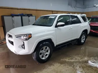 2022 Toyota 4Runner SR5 with VIN JTEMU5JR7N6041838, listed as a Copart auction lot 53467145 with 50,510 mi miles and Clean title. Bid and sale history available at DreamBid. Image 1.