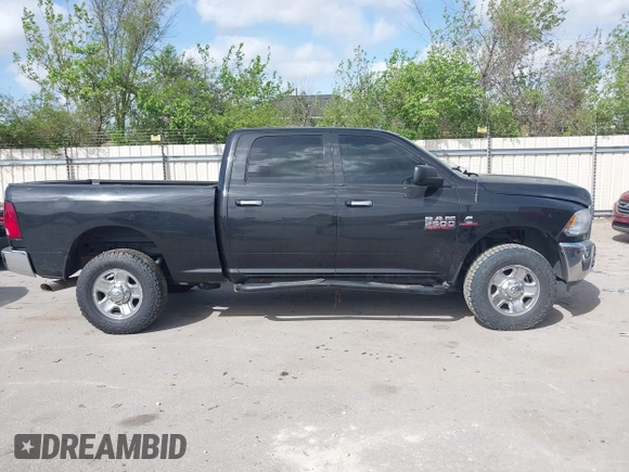 2018 Ram 2500 Big Horn with VIN 3C6UR5DLXJG424623, listed as a IAAI auction lot 41816603 with Not Provided miles. Bid and sale history available at carsss.com. Image 13.