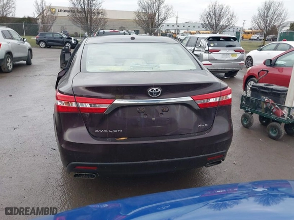2014 Toyota Avalon Limited with VIN 4T1BK1EB4EU124593, listed as a IAAI auction lot 41064543 with 267,959 mi miles. Bid and sale history available at carsss.com. Image 16.