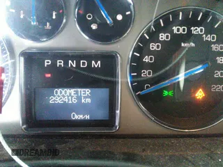 2007 Cadillac Escalade with VIN 1GYFK638X7R200425, listed as a IAAI auction lot 41212224 with 292,416 mi miles. Bid and sale history available at carsss.com. Image 15.