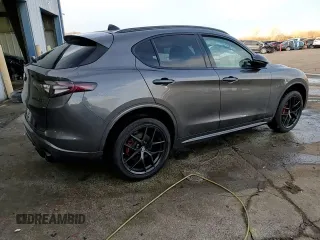 2021 Alfa Romeo Stelvio Ti z VIN ZASPAKBN0M7D11271, wystawiony jako Copart lot #42607935 z przebiegiem 47 796 mil mil oraz Szkoda całkowita • Salvage title. Historia ofert i sprzedaży dostępna na DreamBid. Obrazek 14.