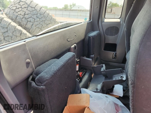 2003 Ford Ranger XL Fleet with VIN 1FTYR44V03TA22296, listed as a Copart auction lot 62368375 with 127,281 mi miles and Salvage title. Bid and sale history available at DreamBid. Image 10.