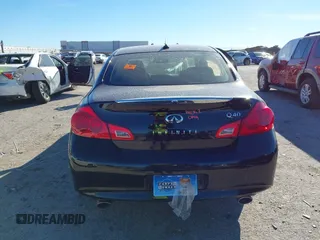 2015 Infiniti Q40 with VIN JN1CV6AR1FM650961, listed as a IAAI auction lot 41256986 with 1 mi miles. Bid and sale history available at carsss.com. Image 16.