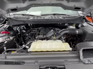 2024 Ford F-150 Lariat с VIN 1FTFW5L55RFA55955, выставлен на аукционе Copart как лот 86318345 с пробегом 29 238 миль миль и Чистый • Clean title. История ставок и продаж доступна на DreamBid. Изображение 11.