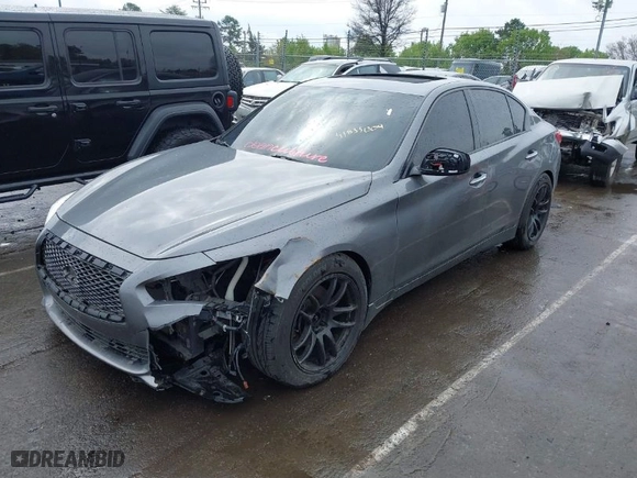 2015 Infiniti Q50 with VIN JN1BV7AR1FM397917, listed as a IAAI auction lot 41757822 with 82,062 mi miles. Bid and sale history available at carsss.com. Image 2.