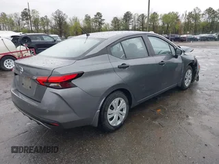 2022 Nissan Versa S z VIN 3N1CN8DV9NL821341, wystawiony jako IAAI lot #41963545 z przebiegiem 49 159 mil mil oraz . Historia ofert i sprzedaży dostępna na DreamBid. Obrazek 4.