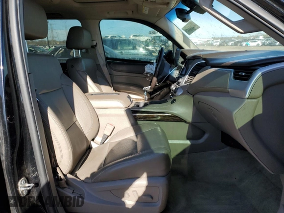 2015 GMC Yukon XL SLT with VIN 1GKS2HKC4FR631724, listed as a Copart auction lot 42298335 with 0 mi miles and Salvage Title. Bid and sale history available at carsss.com. Image 7.