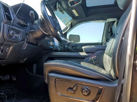 2022 Ram 1500 Limited z VIN 1C6SRFHT4NN200820, wystawiony jako Copart lot #45584915 z przebiegiem 81 858 mil mil oraz Szkoda całkowita • Salvage title. Historia ofert i sprzedaży dostępna na DreamBid. Obrazek 7.
