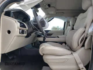 2020 Lincoln Navigator Reserve z VIN 5LMJJ2KTXLEL15201, wystawiony jako Copart lot #41834304 z przebiegiem 18 994 mil mil oraz . Historia ofert i sprzedaży dostępna na DreamBid. Obrazek 7.