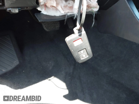 2020 Toyota Tacoma SR5 with VIN 3TMAZ5CN1LM139635, listed as a IAAI auction lot 42313763 with 72,752 mi miles and . Bid and sale history available at DreamBid. Image 11.