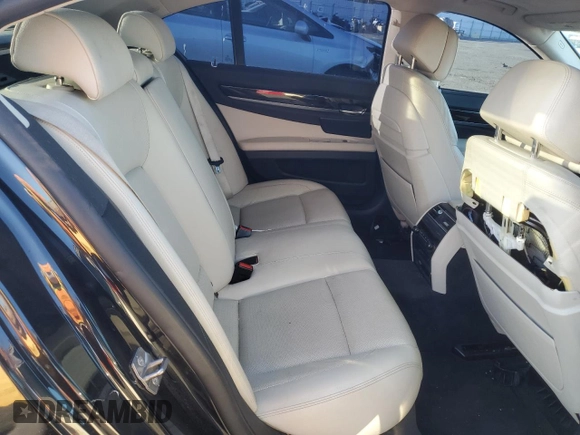 2013 BMW 7 Series 740i with VIN WBAYA6C53DC995031, listed as a Copart auction lot 76371534 with 146,337 mi miles and Salvage Title. Bid and sale history available at carsss.com. Image 10.