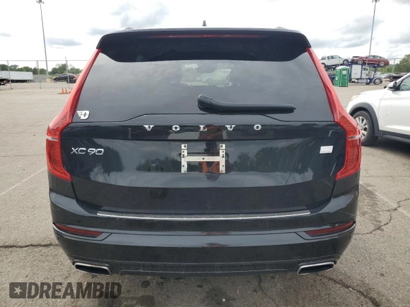2021 Volvo XC90 R-Design with VIN YV4BR0CM6M1683266, listed as a Copart auction lot 55393944 with 31,584 mi miles and Salvage Title. Bid and sale history available at carsss.com. Image 6.
