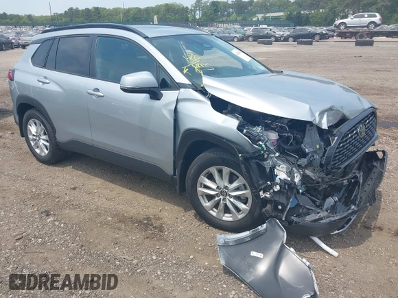 2024 Toyota Corolla Cross LE with VIN 7MUBAABGXRV110138, listed as a IAAI auction lot 42434214 with 8,185 mi miles and . Bid and sale history available at DreamBid. Image 1.