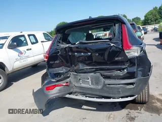 2025 Volvo XC40 Core Bright Theme z VIN YV4L12UJ1S2557593, wystawiony jako IAAI lot #42013569 z przebiegiem 1779 mil mil oraz . Historia ofert i sprzedaży dostępna na DreamBid. Obrazek 16.