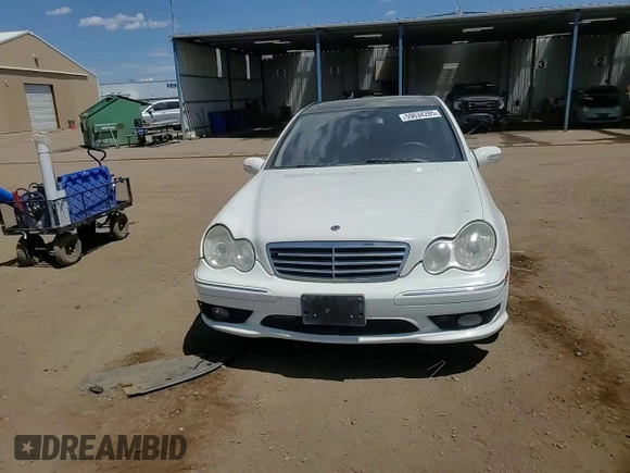 2007 Mercedes-Benz C 230 Sport z VIN WDBRF52H37A955870, wystawiony jako Copart lot #59634285 z przebiegiem 211 384 mil mil oraz Szkoda całkowita • Salvage title. Historia ofert i sprzedaży dostępna na DreamBid. Obrazek 14.