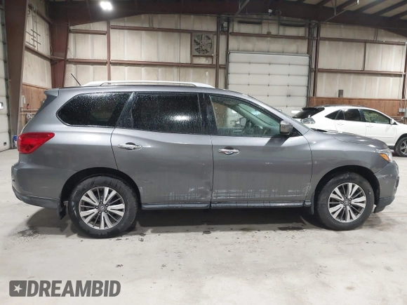 2017 Nissan Pathfinder SL with VIN 5N1DR2MM2HC622055, listed as a IAAI auction lot 41979816 with 123,355 mi miles. Bid and sale history available at carsss.com. Image 13.