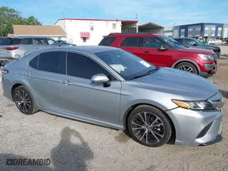 2020 Toyota Camry SE with VIN 4T1G11AK5LU357877, listed as a IAAI auction lot 41883271 with 111,246 mi miles. Bid and sale history available at carsss.com. Image 14.