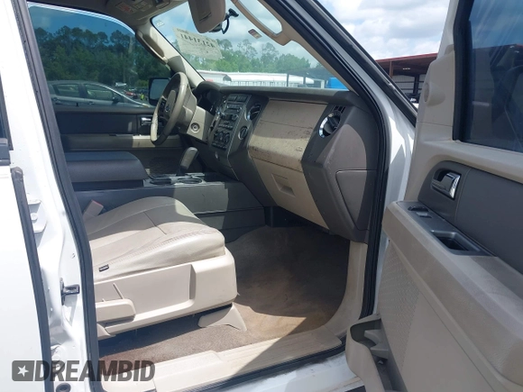 2011 Ford Expedition XLT with VIN 1FMJU1H55BEF53677, listed as a IAAI auction lot 42131441 with 284,016 mi miles and . Bid and sale history available at DreamBid. Image 5.