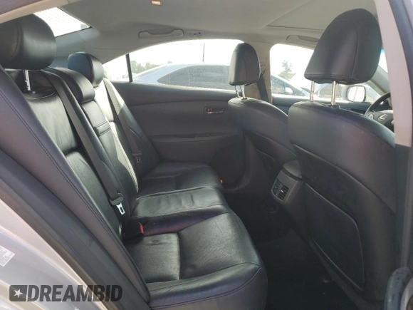 2010 Lexus ES 330 z VIN JTHBK1EG6A2383641, wystawiony jako Copart lot #56215275 z przebiegiem 183 889 mil mil oraz Szkoda całkowita • Salvage title. Historia ofert i sprzedaży dostępna na DreamBid. Obrazek 10.