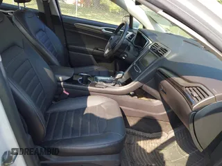 2015 Ford Fusion SE с VIN 1FA6P0HD6F5119721, выставлен на аукционе IAAI как лот 42585323 с пробегом 129 359 миль миль и . История ставок и продаж доступна на DreamBid. Изображение 5.
