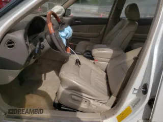 1999 Lexus LS 400 z VIN JT8BH28F3X0157116, wystawiony jako Copart lot #54922395 z przebiegiem 355 269 mil mil oraz Szkoda całkowita • Salvage title. Historia ofert i sprzedaży dostępna na DreamBid. Obrazek 7.