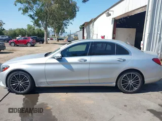 2020 Mercedes-Benz C 300 с VIN W1KWF8DB4LR579695, выставлен на аукционе IAAI как лот 42401232 с пробегом 76 765 миль миль и . История ставок и продаж доступна на DreamBid. Изображение 14.