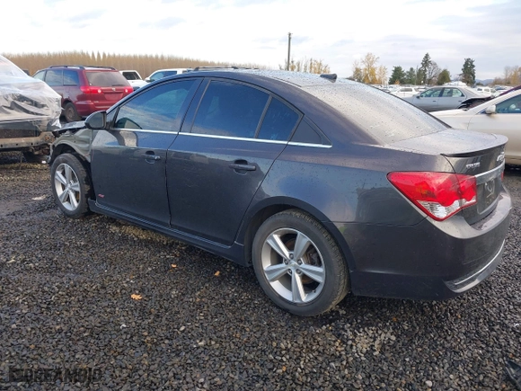 2014 Chevrolet Cruze 2LT with VIN 1G1PF5SBXE7234047, listed as a IAAI auction lot 40885552 with 145,345 mi miles. Bid and sale history available at carsss.com. Image 3.