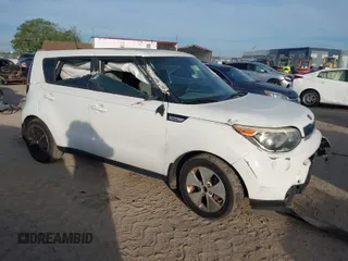 2016 Kia Soul with VIN KNDJN2A21G7379139, listed as a IAAI auction lot 41890939 with 138,630 mi miles. Bid and sale history available at carsss.com. Image 1.