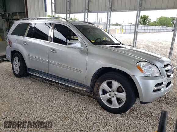2012 Mercedes-Benz GL 450 z VIN 4JGBF7BE7CA776984, wystawiony jako Copart lot #56158415 z przebiegiem 90 982 mil mil oraz Szkoda całkowita • Salvage title. Historia ofert i sprzedaży dostępna na DreamBid. Obrazek 4.