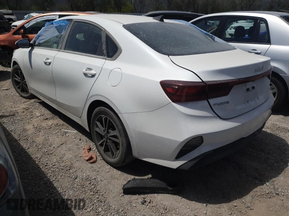 2022 Kia Forte LXS with VIN 3KPF24AD0NE431059, listed as a Copart auction lot 48265445 with 32,896 mi miles and Salvage Title. Bid and sale history available at DreamBid. Image 2.