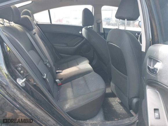 2015 Kia Forte LX with VIN KNAFX4A60F5313476, listed as a IAAI auction lot 41852242 with 161,532 mi miles. Bid and sale history available at carsss.com. Image 8.