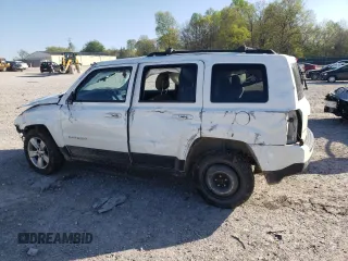 2014 Jeep Patriot Sport with VIN 1C4NJRBB8ED531095, listed as a Copart auction lot 52348895 with 204,785 mi miles and Clean Title. Bid and sale history available at carsss.com. Image 2.