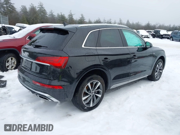 2024 Audi Q5 S line Premium with VIN WA1GAAFY2R2066205, listed as a IAAI auction lot 41565261 with 20,052 mi miles. Bid and sale history available at carsss.com. Image 4.