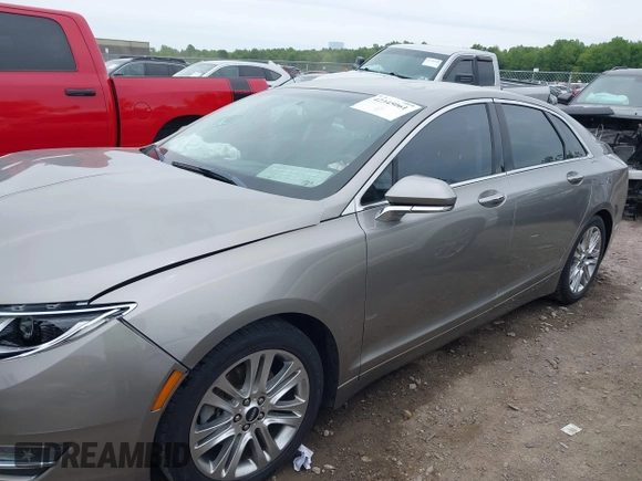 2016 Lincoln MKZ with VIN 3LN6L2G91GR614983, listed as a IAAI auction lot 42345061 with 35,977 mi miles and . Bid and sale history available at DreamBid. Image 14.