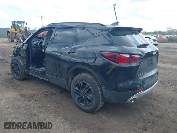2022 Chevrolet Blazer LT with VIN 3GNKBHR47NS136060, listed as a IAAI auction lot 42181642 with Not provided miles and . Bid and sale history available at DreamBid. Image 3.